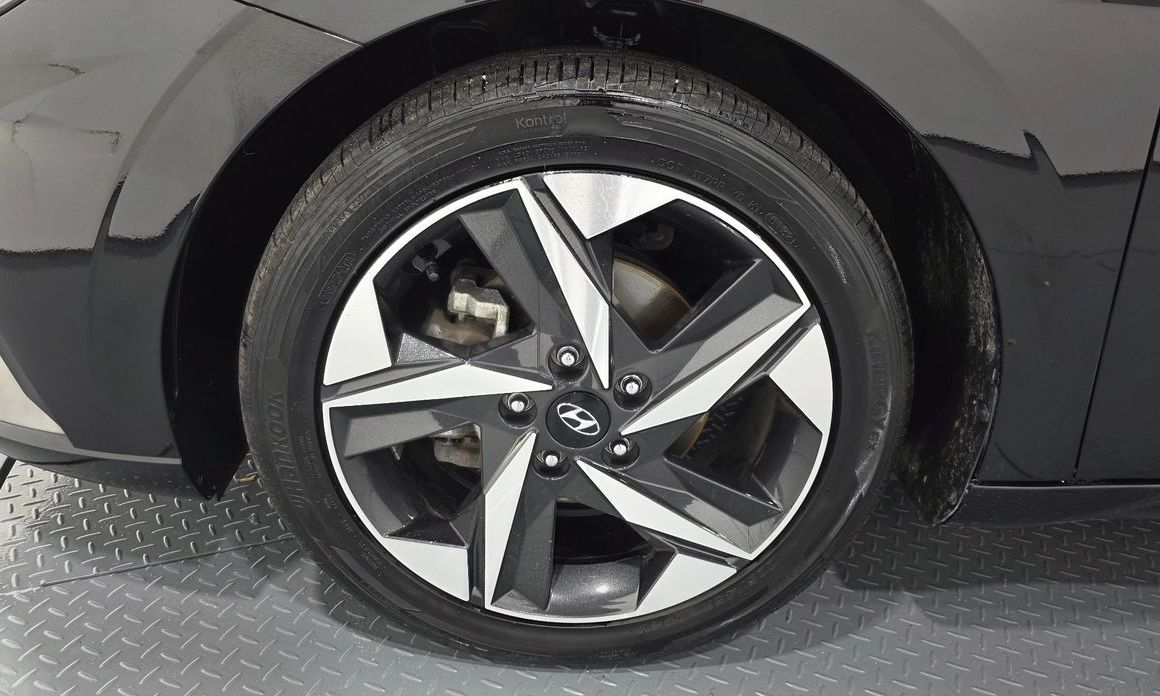 Hyundai AVANTE 2023
