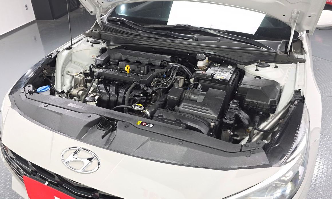 Hyundai AVANTE 2023