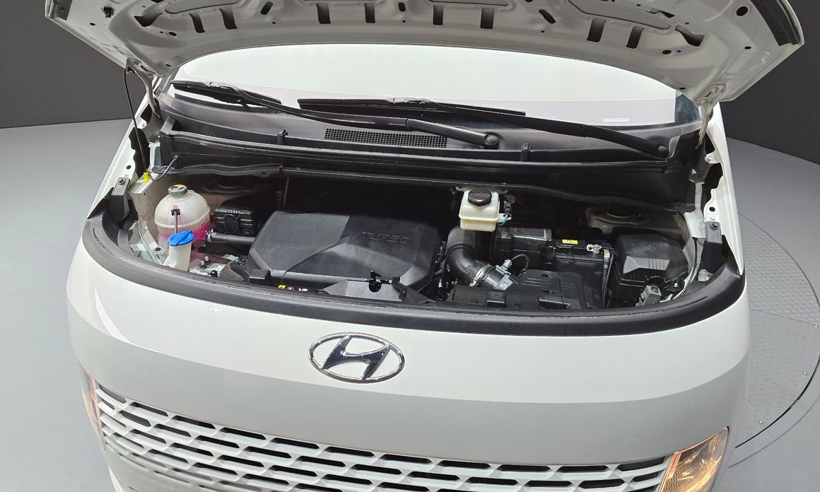 Hyundai Staria 2023