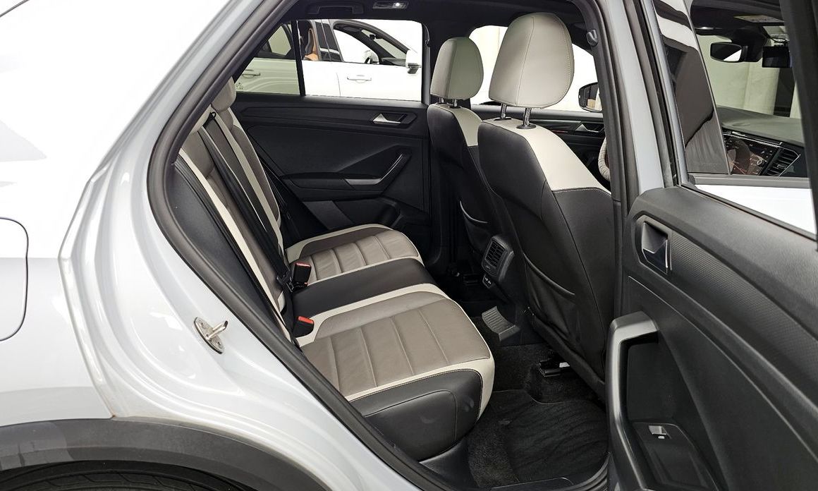 Volkswagen T-Roc 2021