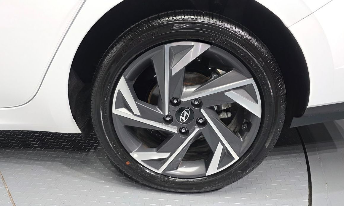Hyundai AVANTE 2026