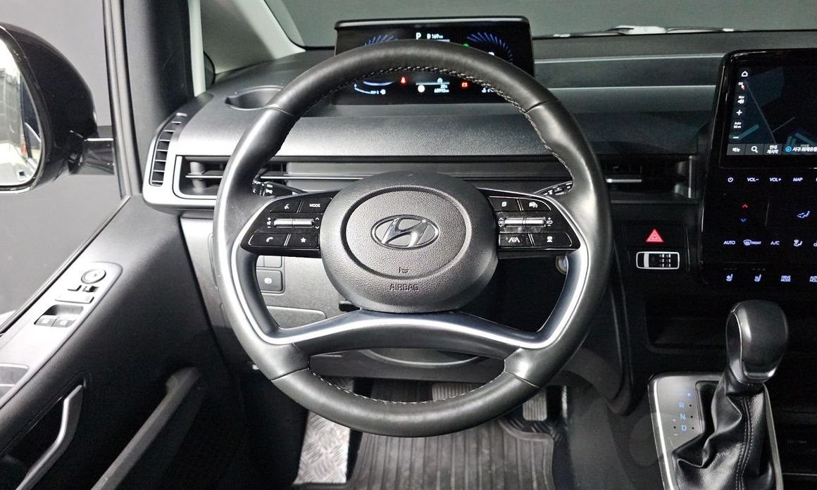 Hyundai Staria 2022