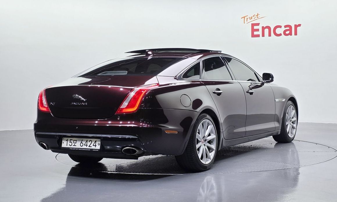 Jaguar XJ 2018