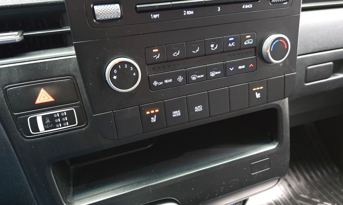 Hyundai Staria 2023