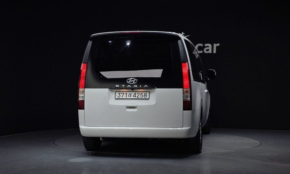 Hyundai Staria 2023