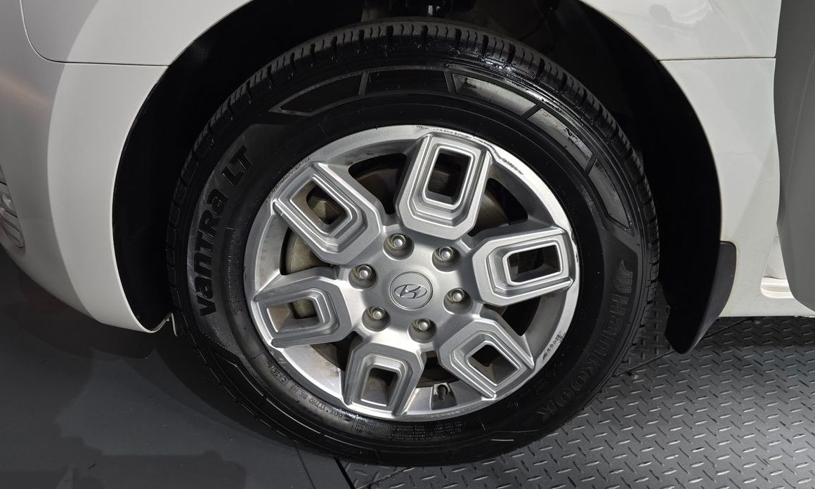Hyundai Staria 2023