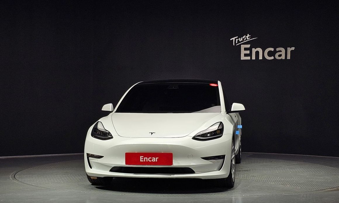 Tesla Model 3 2021