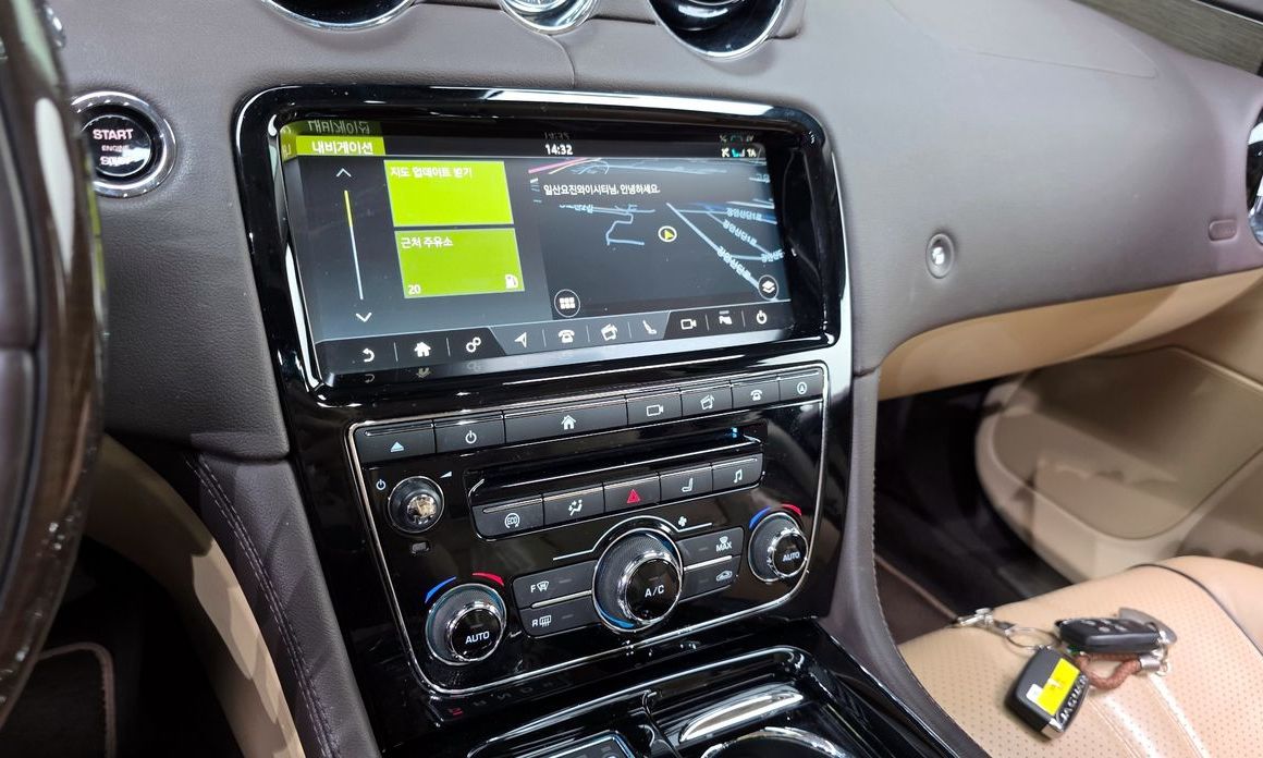Jaguar XJ 2018
