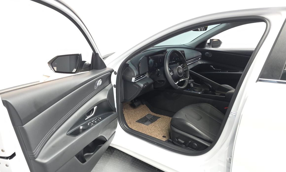 Hyundai AVANTE 2026
