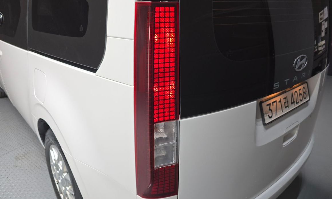 Hyundai Staria 2023
