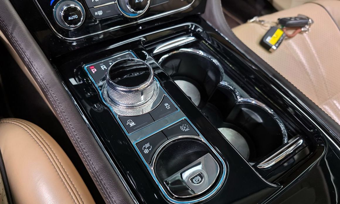 Jaguar XJ 2018