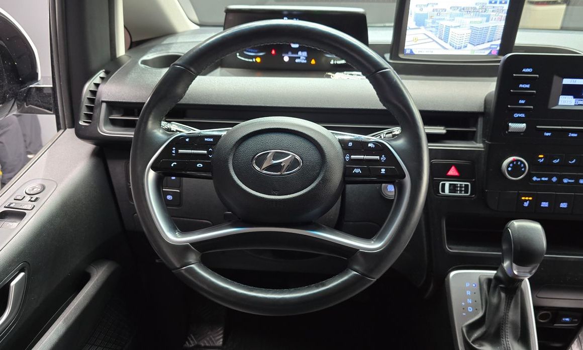 Hyundai Staria 2023