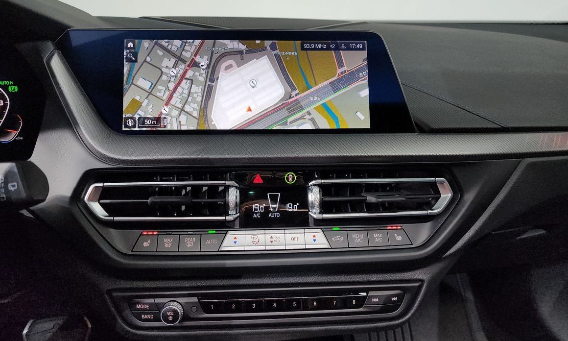 BMW 1-Series 2023