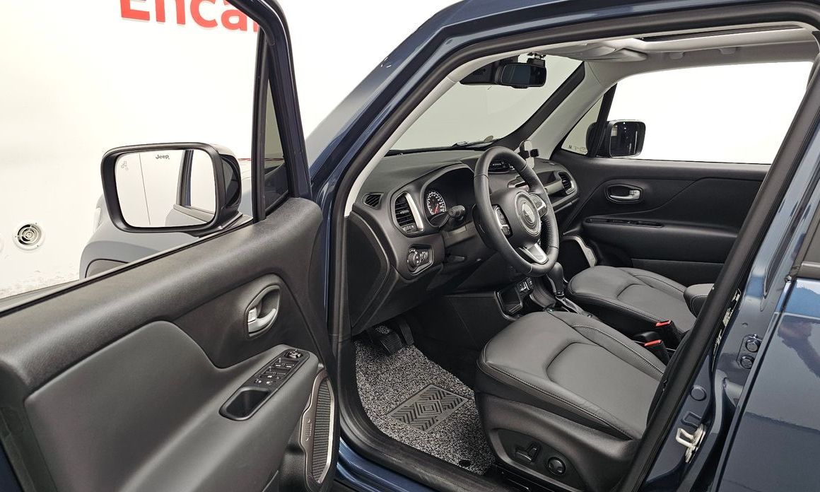 Jeep Renegade 2023