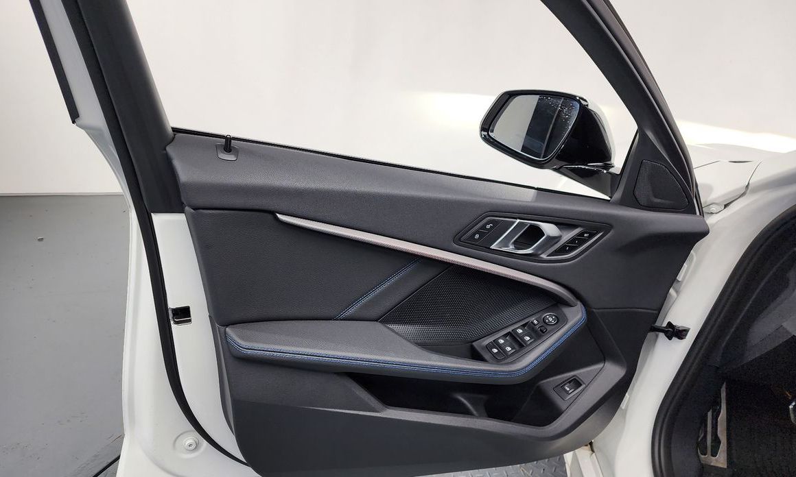 BMW 1-Series 2023