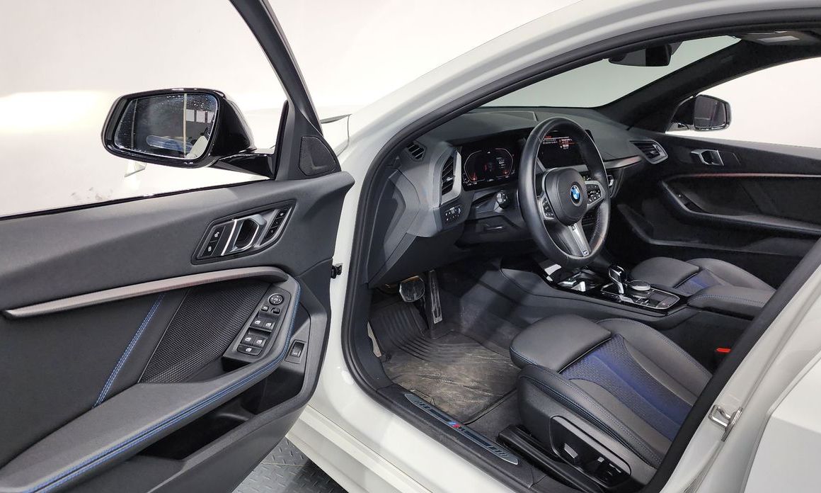 BMW 1-Series 2023