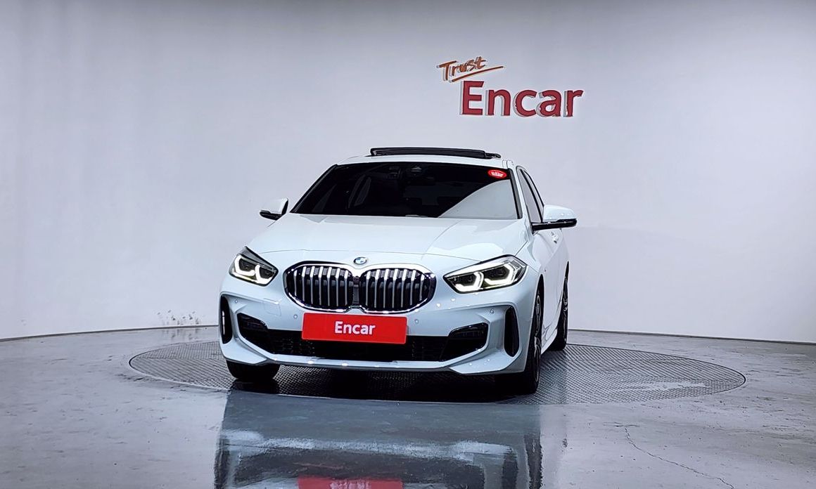 BMW 1-Series 2023