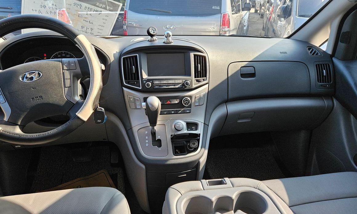 Hyundai Starex 2020