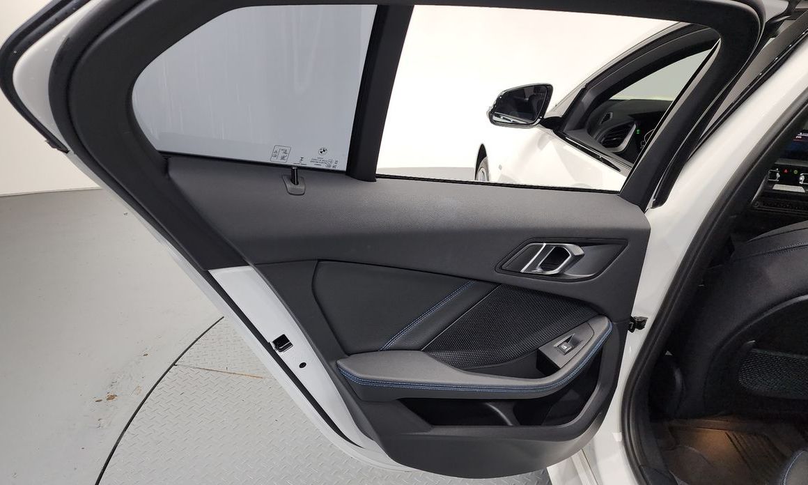 BMW 1-Series 2023