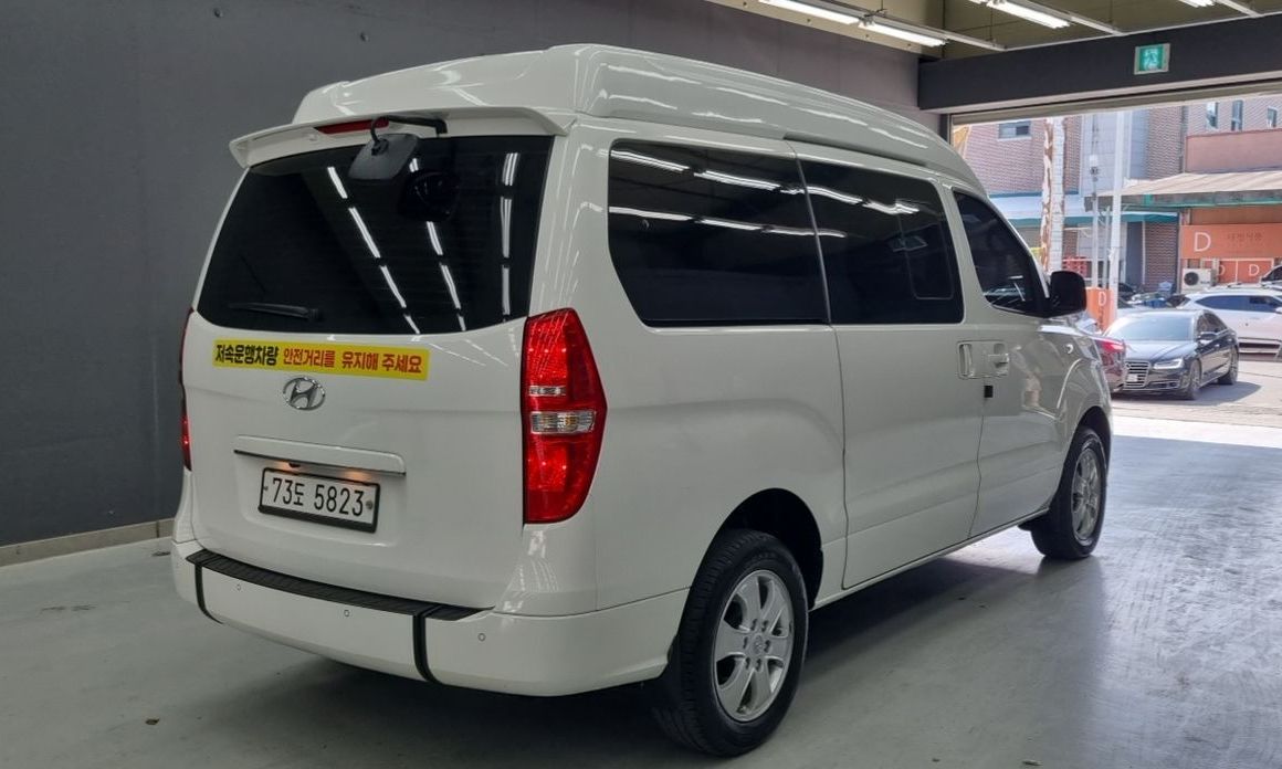 Hyundai Starex 2020