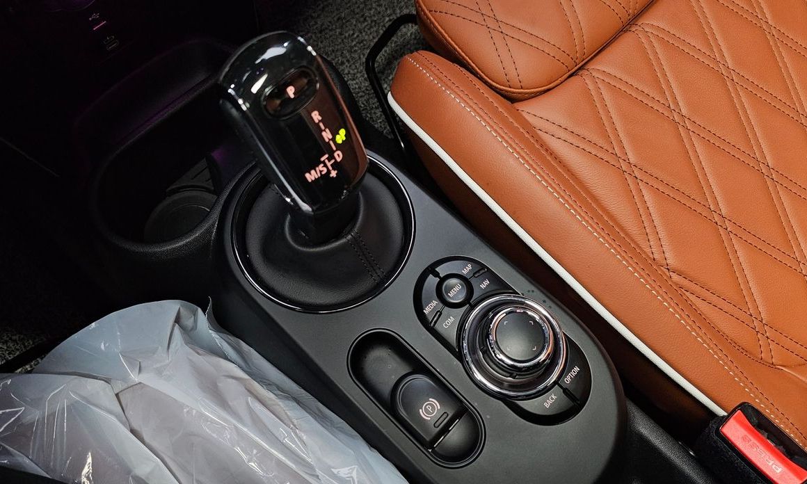 Mini Cooper 2024