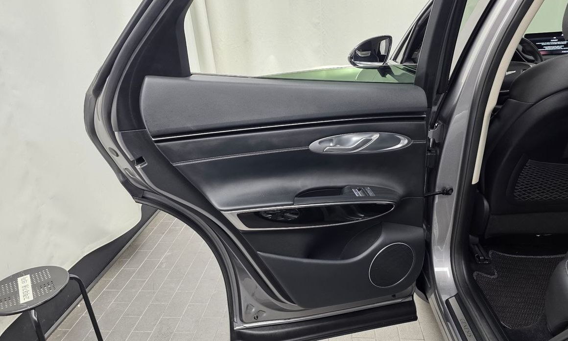 Genesis GV70 2021