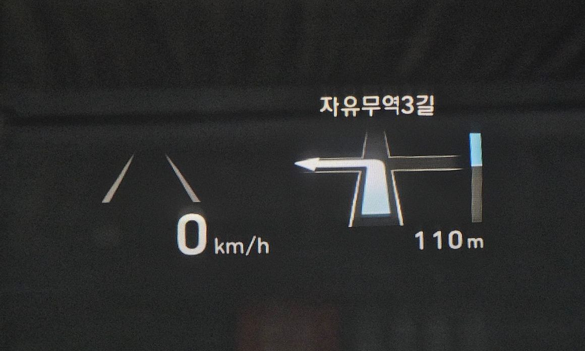 Genesis EQ900 2016