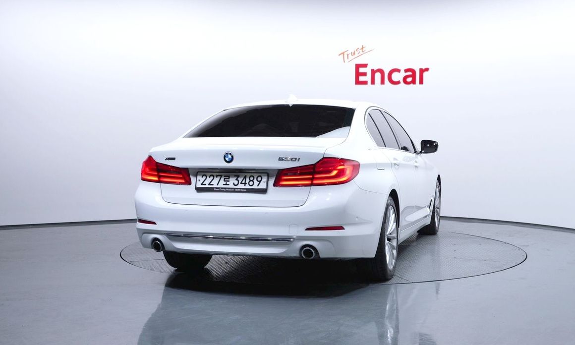 BMW 5-Series 2019