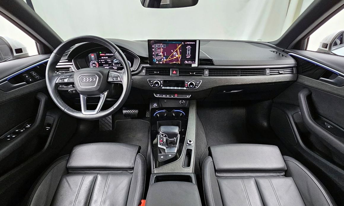 Audi A4 2023