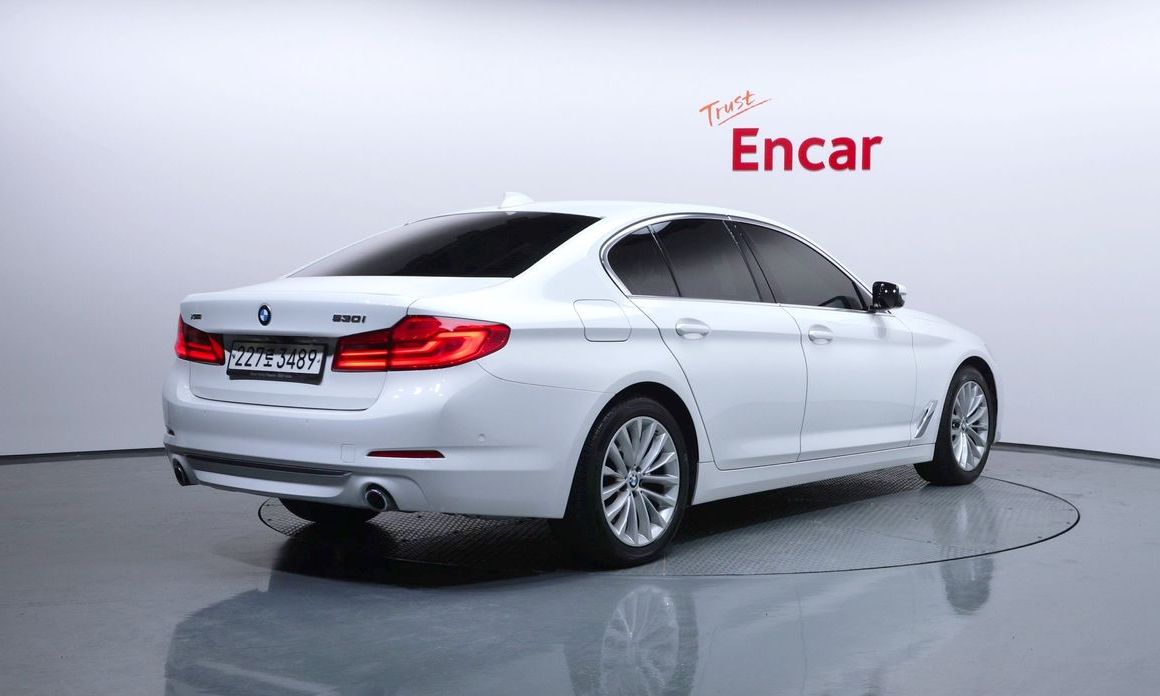 BMW 5-Series 2019