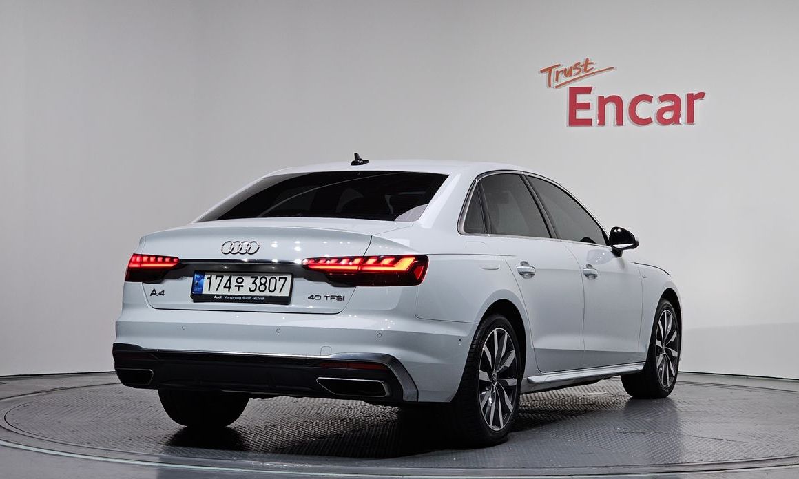 Audi A4 2023