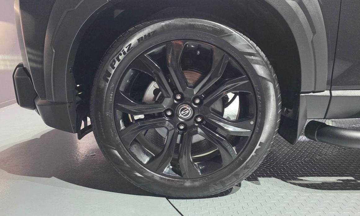 KG_Mobility_Ssangyong Rexton 2023