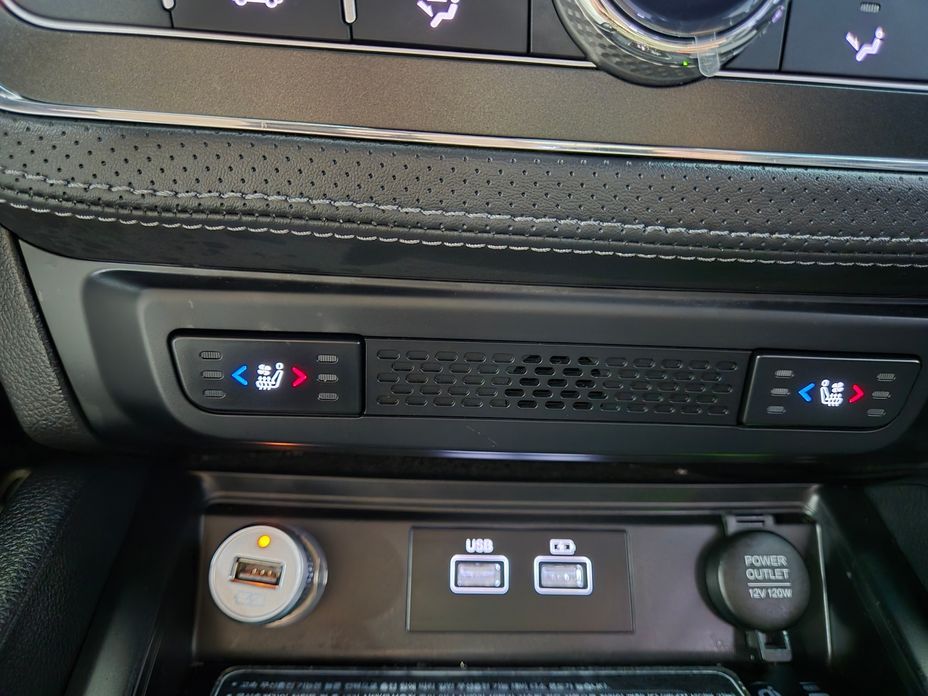 KG_Mobility_Ssangyong Rexton 2022