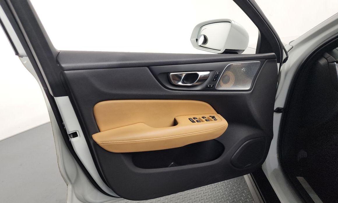 Volvo V60 2020