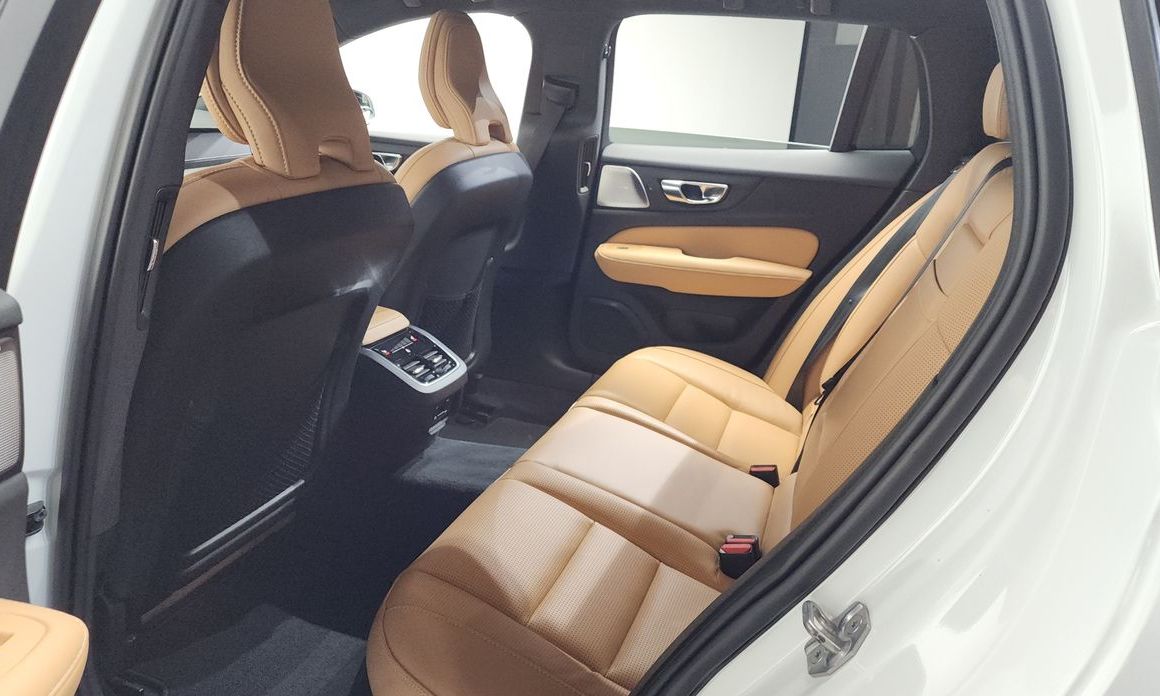 Volvo V60 2020