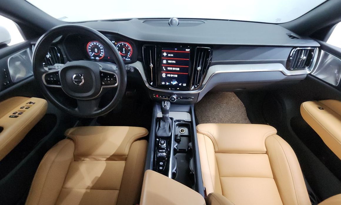 Volvo V60 2020