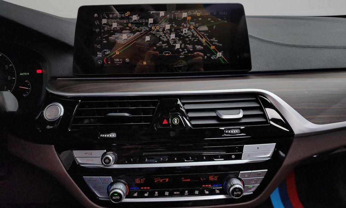 BMW 5-Series 2019