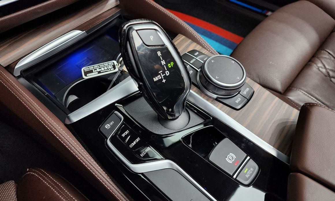 BMW 5-Series 2019