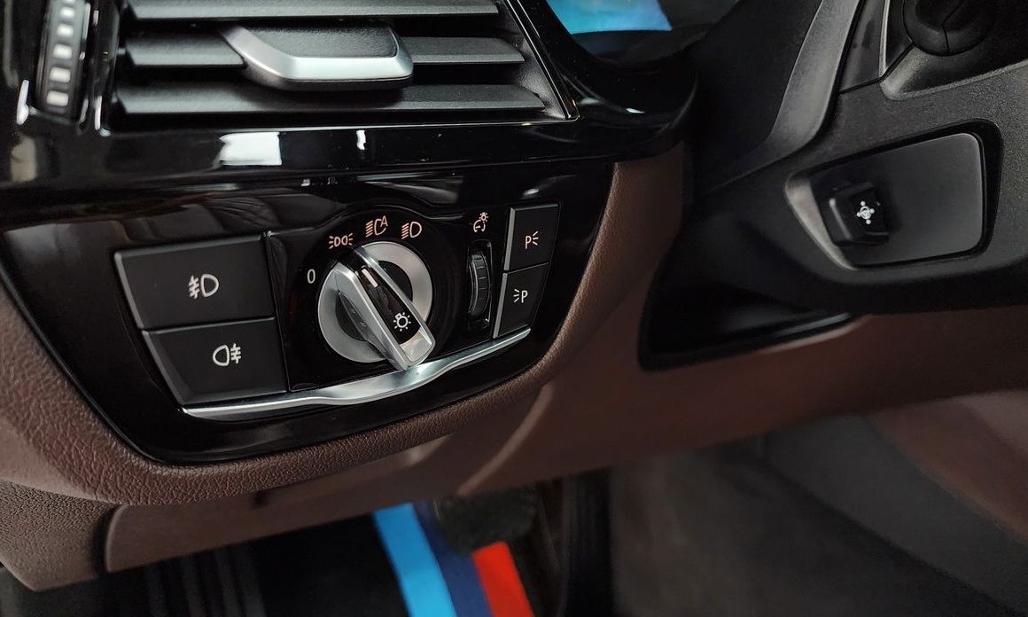 BMW 5-Series 2019