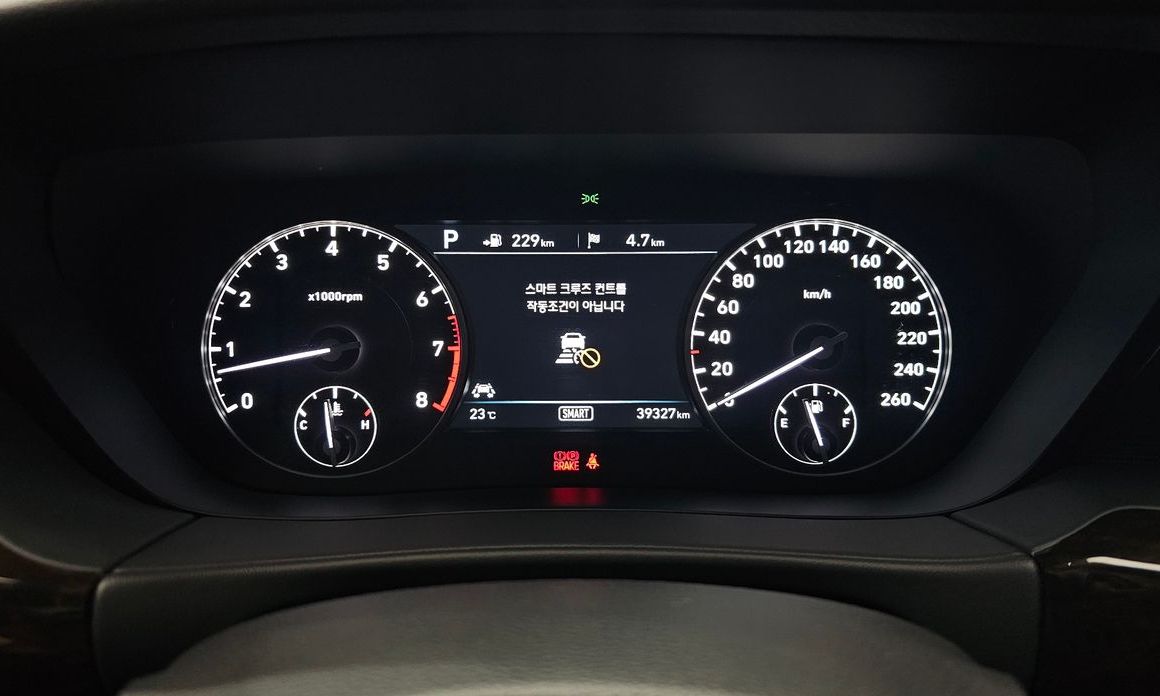 Genesis EQ900 2016