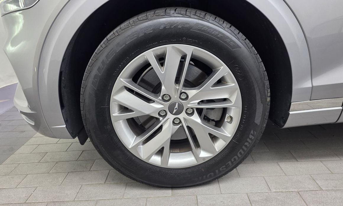 Genesis GV70 2021