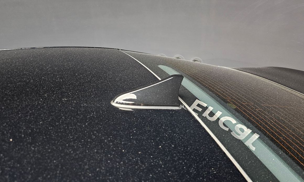 Genesis EQ900 2016