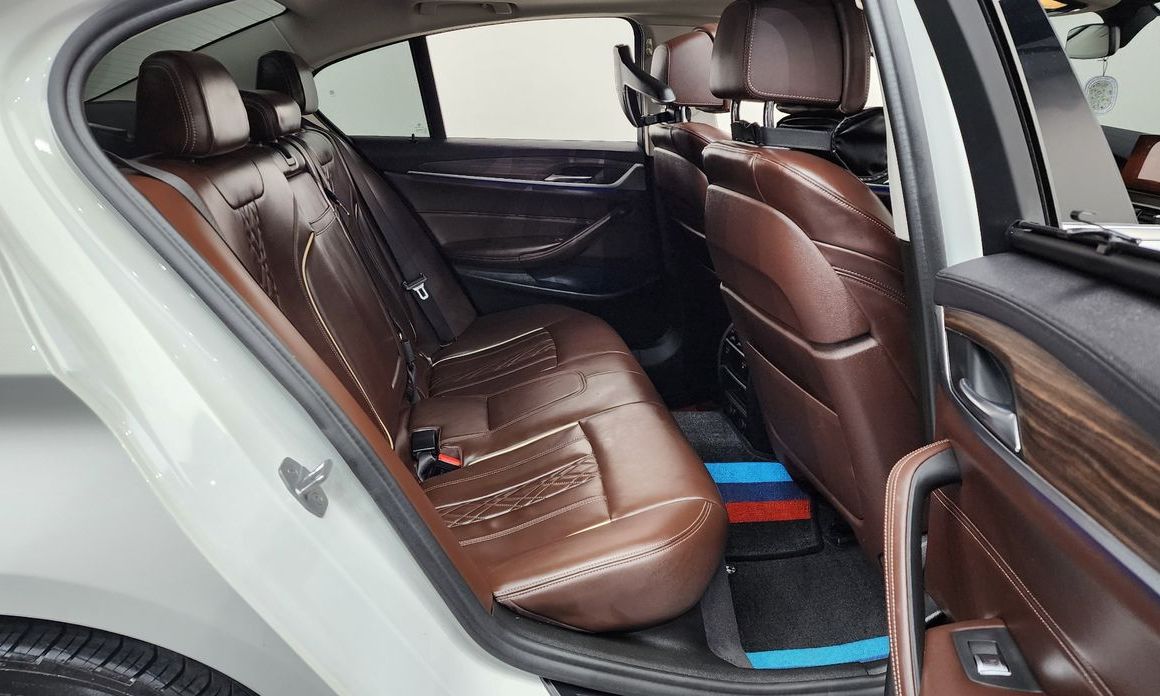 BMW 5-Series 2019