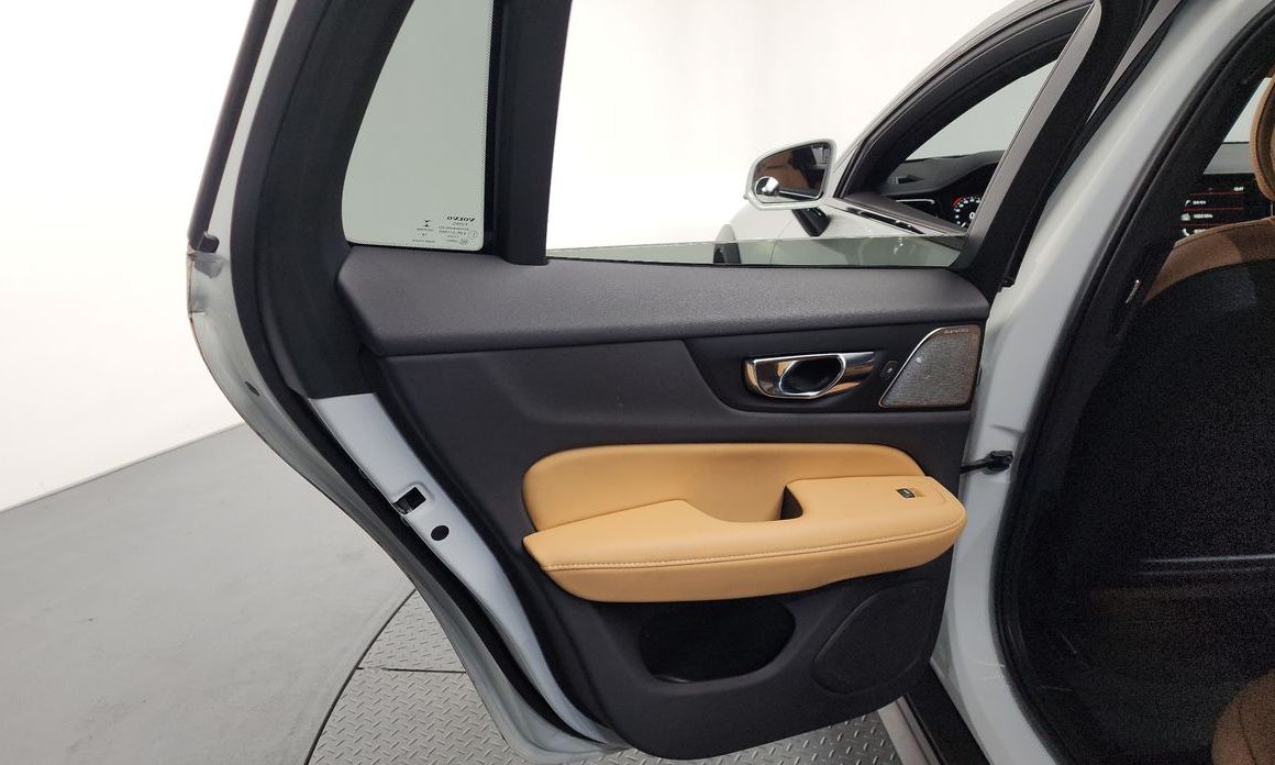 Volvo V60 2020