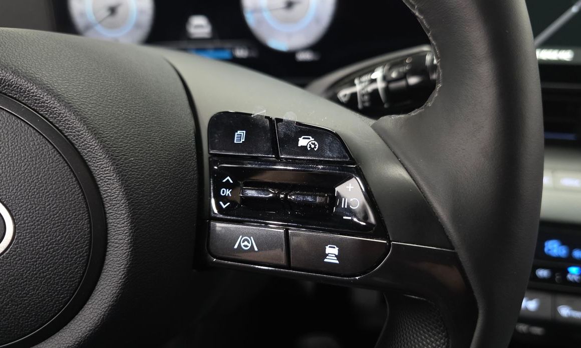 Hyundai AVANTE 2025