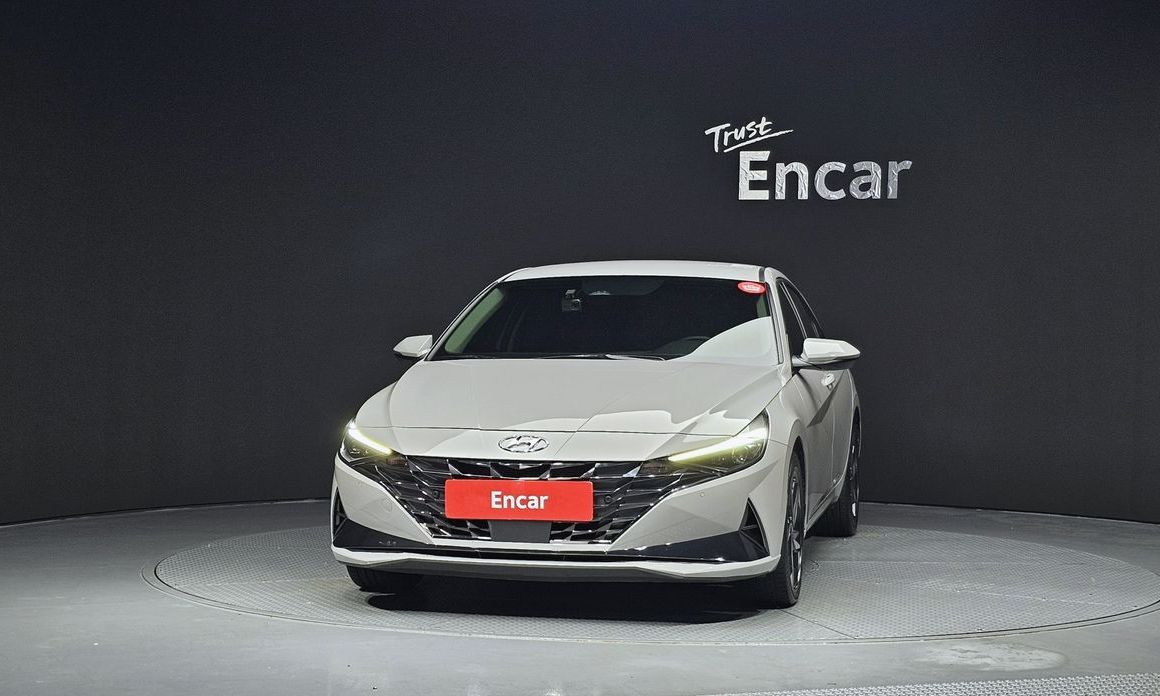 Hyundai AVANTE 2022