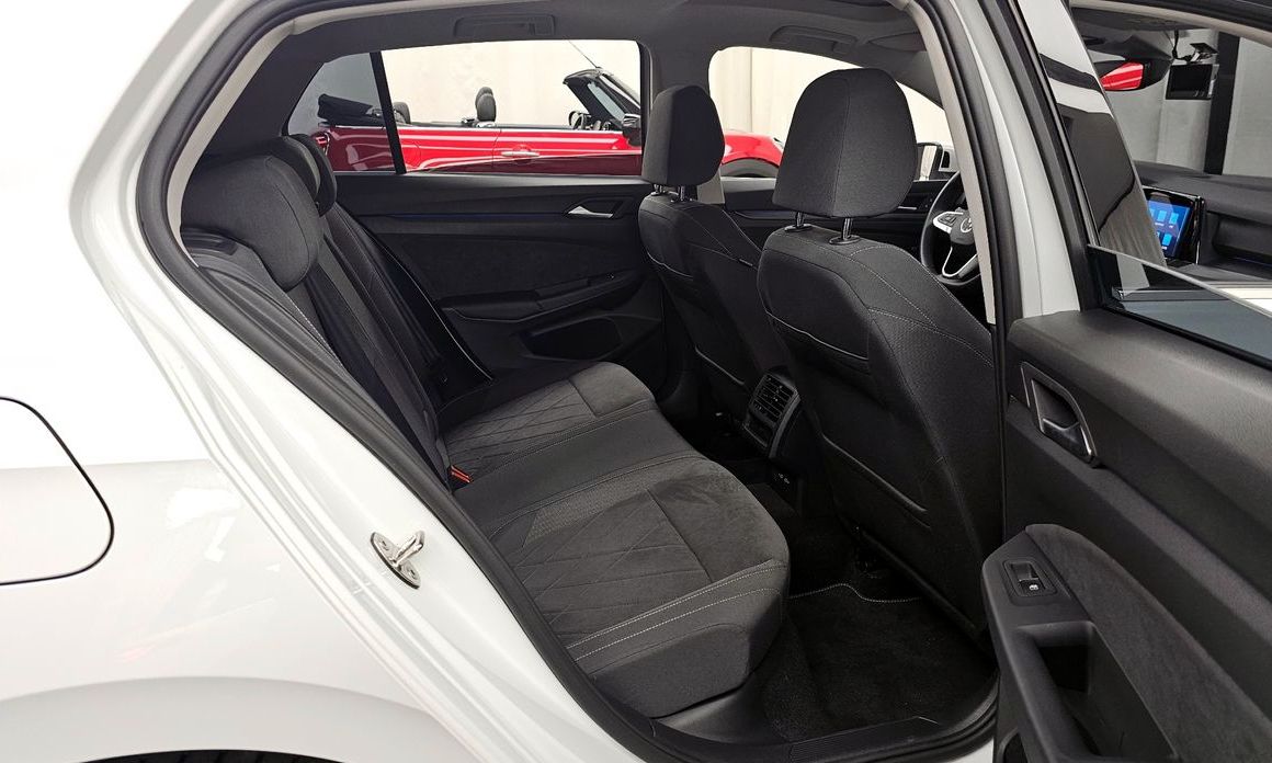 Volkswagen Golf 2024