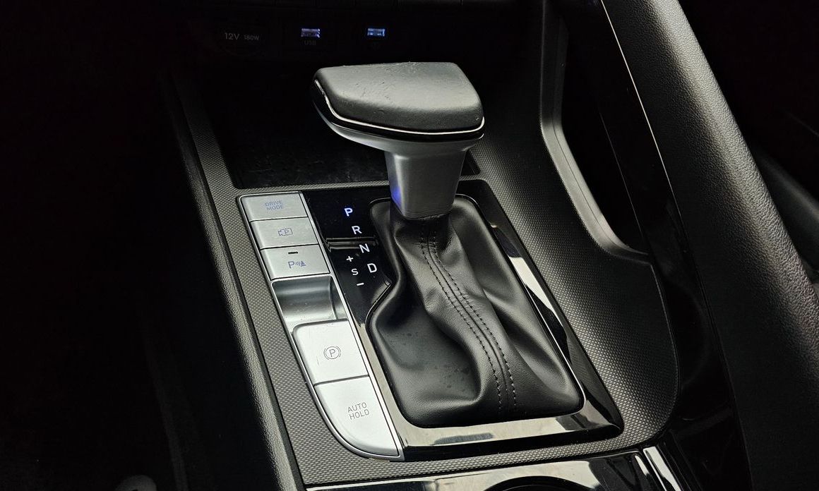 Hyundai AVANTE 2022