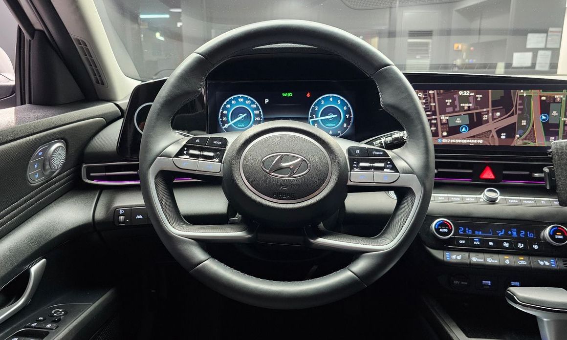 Hyundai AVANTE 2022