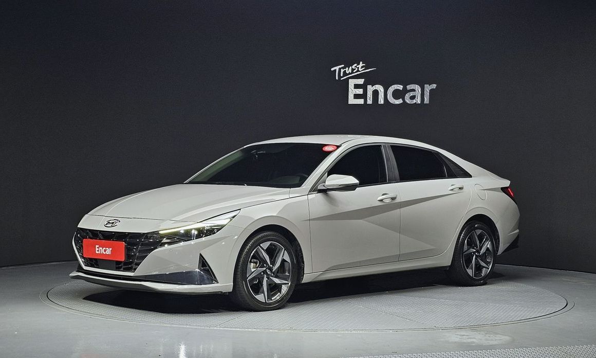 Hyundai AVANTE 2022